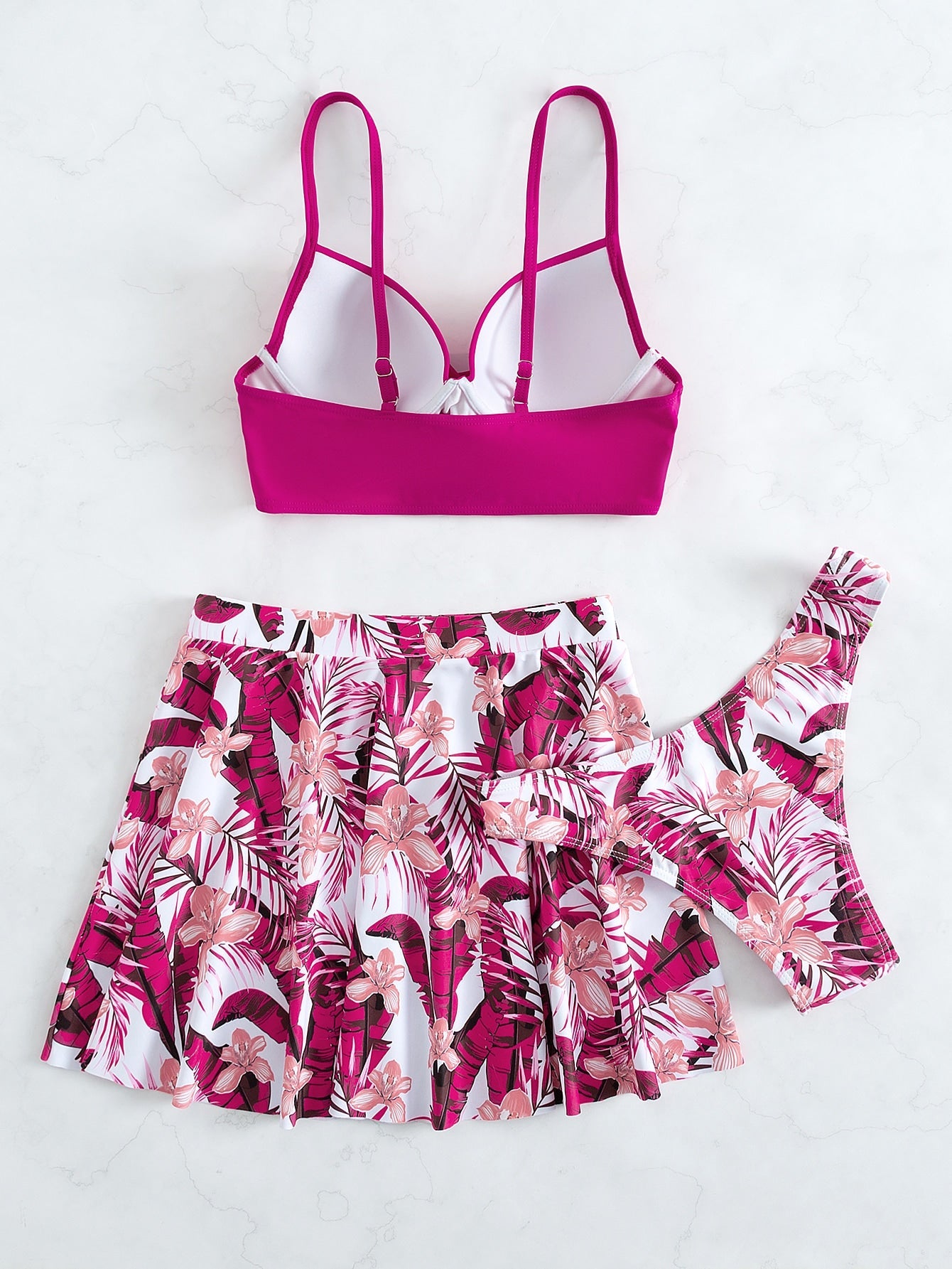 Conjunto Trio Biquini Push Up Estampa Tropical e Saia de Praia